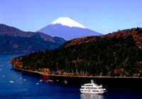 Cruise on Lake Ashi( example)
